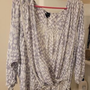 Daytrip Buckle Top Women's Lavender and White